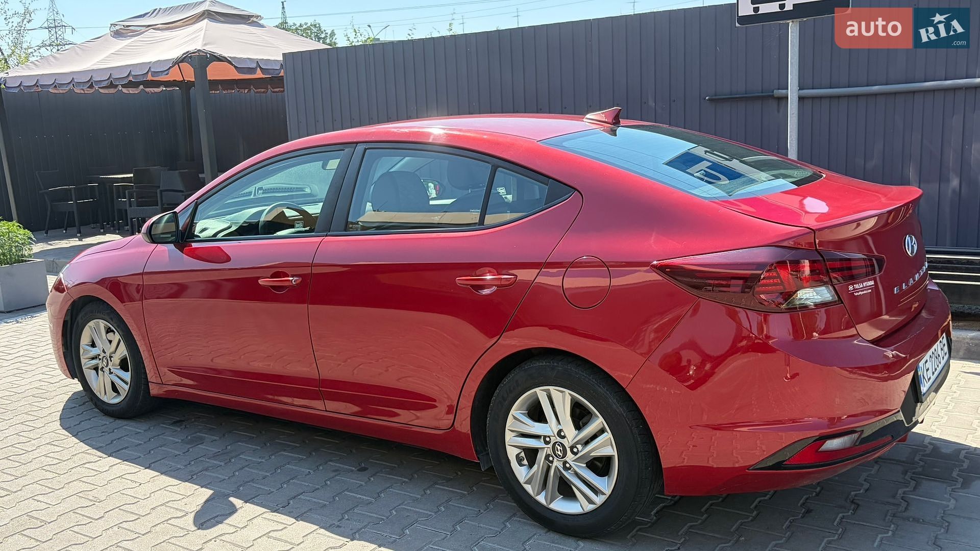 Hyundai Elantra 2018 VIN 5NPD84LF1KH435326 фото оголошення 8 з 19