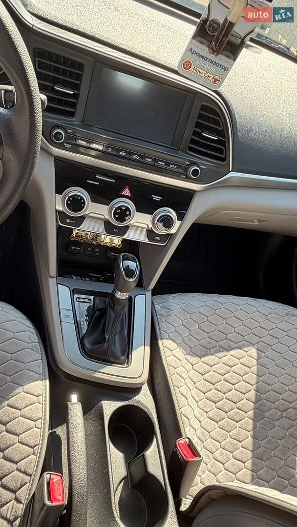 Hyundai Elantra 2018 VIN 5NPD84LF1KH435326 фото оголошення 16 з 19