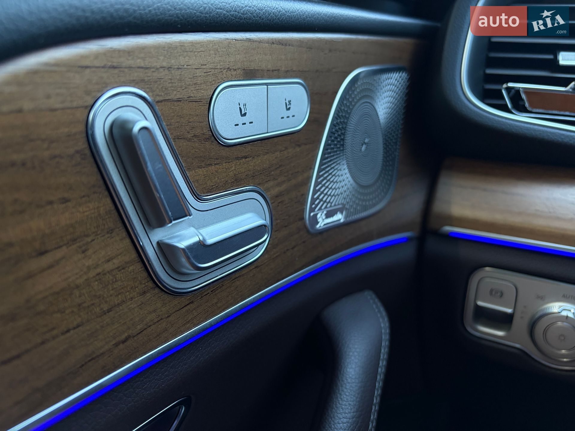 Mercedes-Benz GLE-Class 2022 VIN W1N1671231A703878 фото оголошення 4 з 129