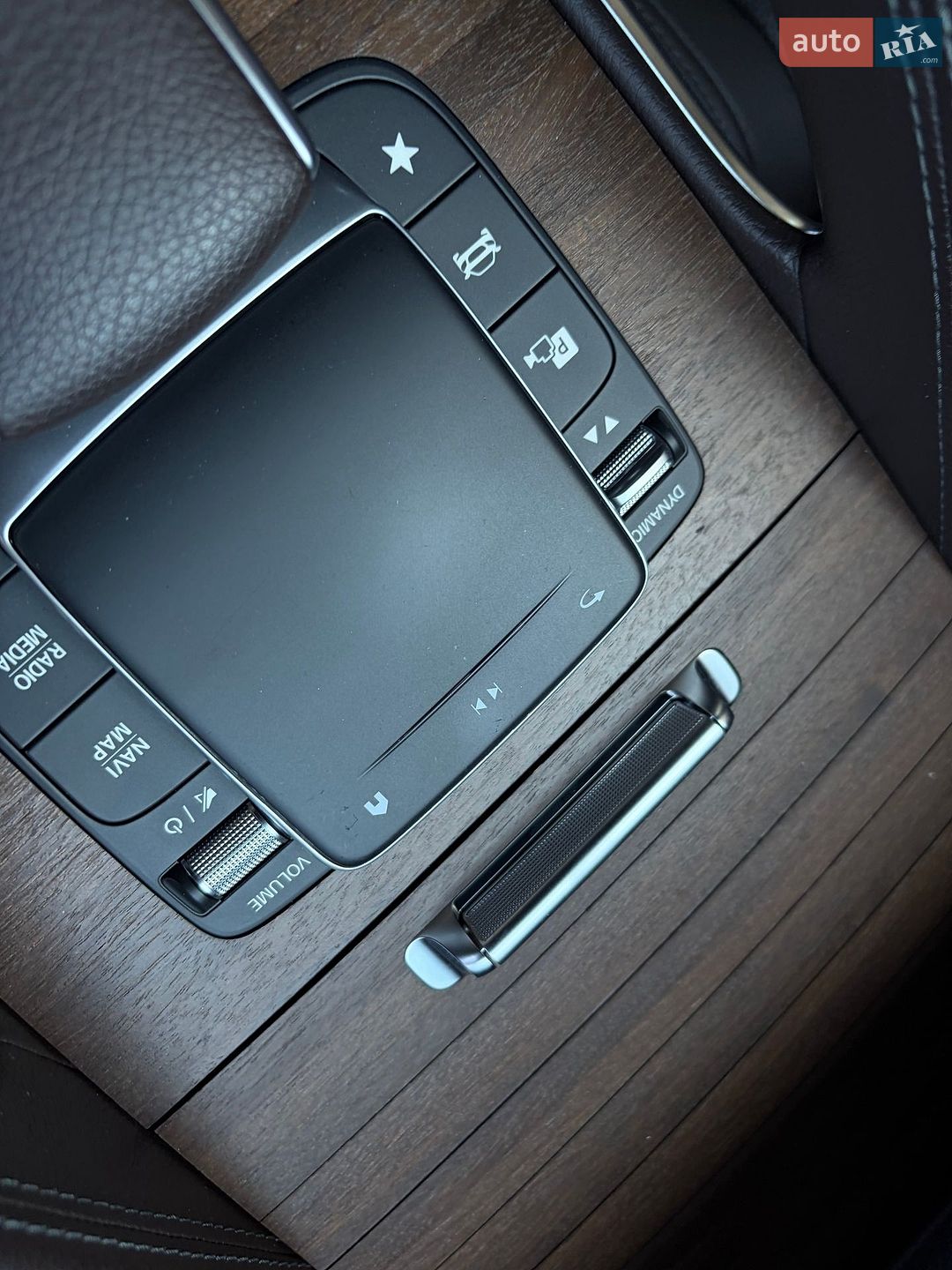 Mercedes-Benz GLE-Class 2022 VIN W1N1671231A703878 фото оголошення 9 з 129