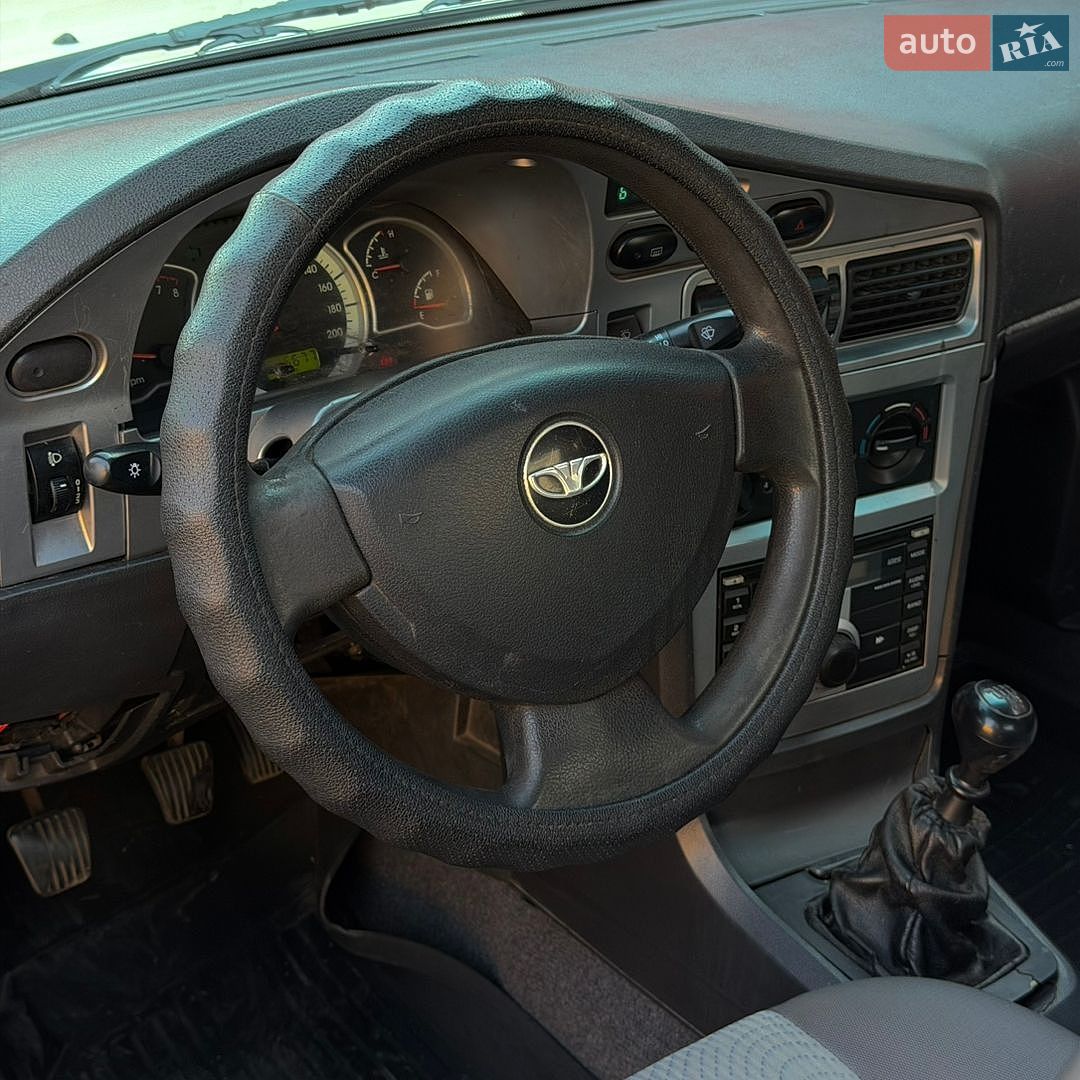 Daewoo Nexia 2008 VIN XWB3D32UD8A002263 фото оголошення 2 з 9