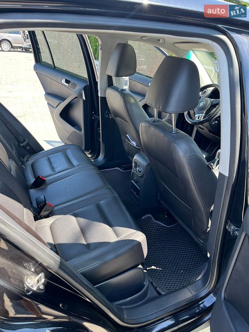 Volkswagen Tiguan 2011 VIN WVGAV7AXXCW520648 фото оголошення 10 з 10