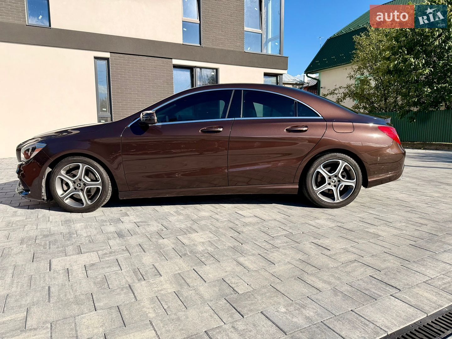 Mercedes-Benz CLA-Class 2017 VIN WDDSJ4EB5JN566432 фото оголошення 12 з 35