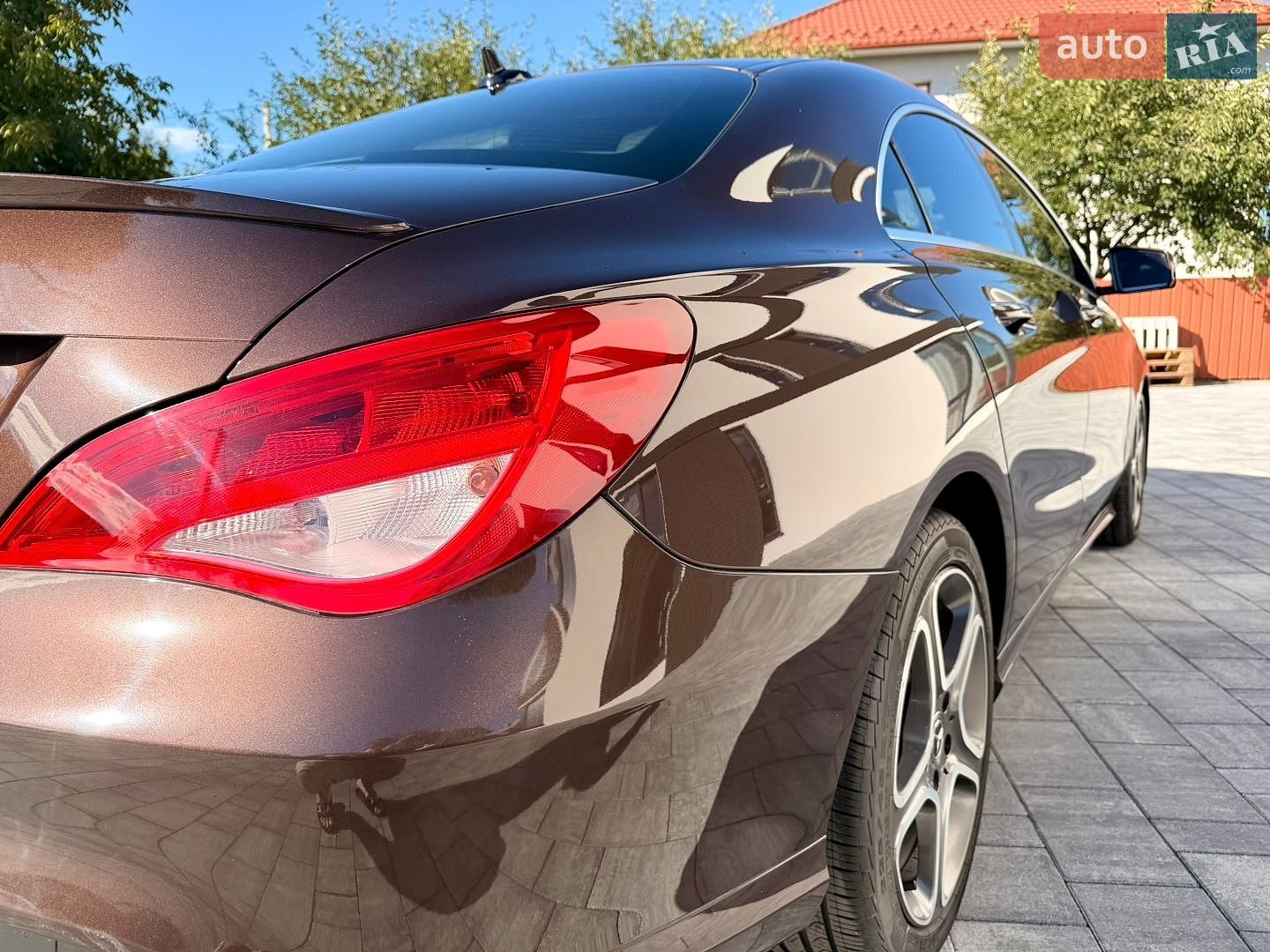 Mercedes-Benz CLA-Class 2017 VIN WDDSJ4EB5JN566432 фото оголошення 19 з 35