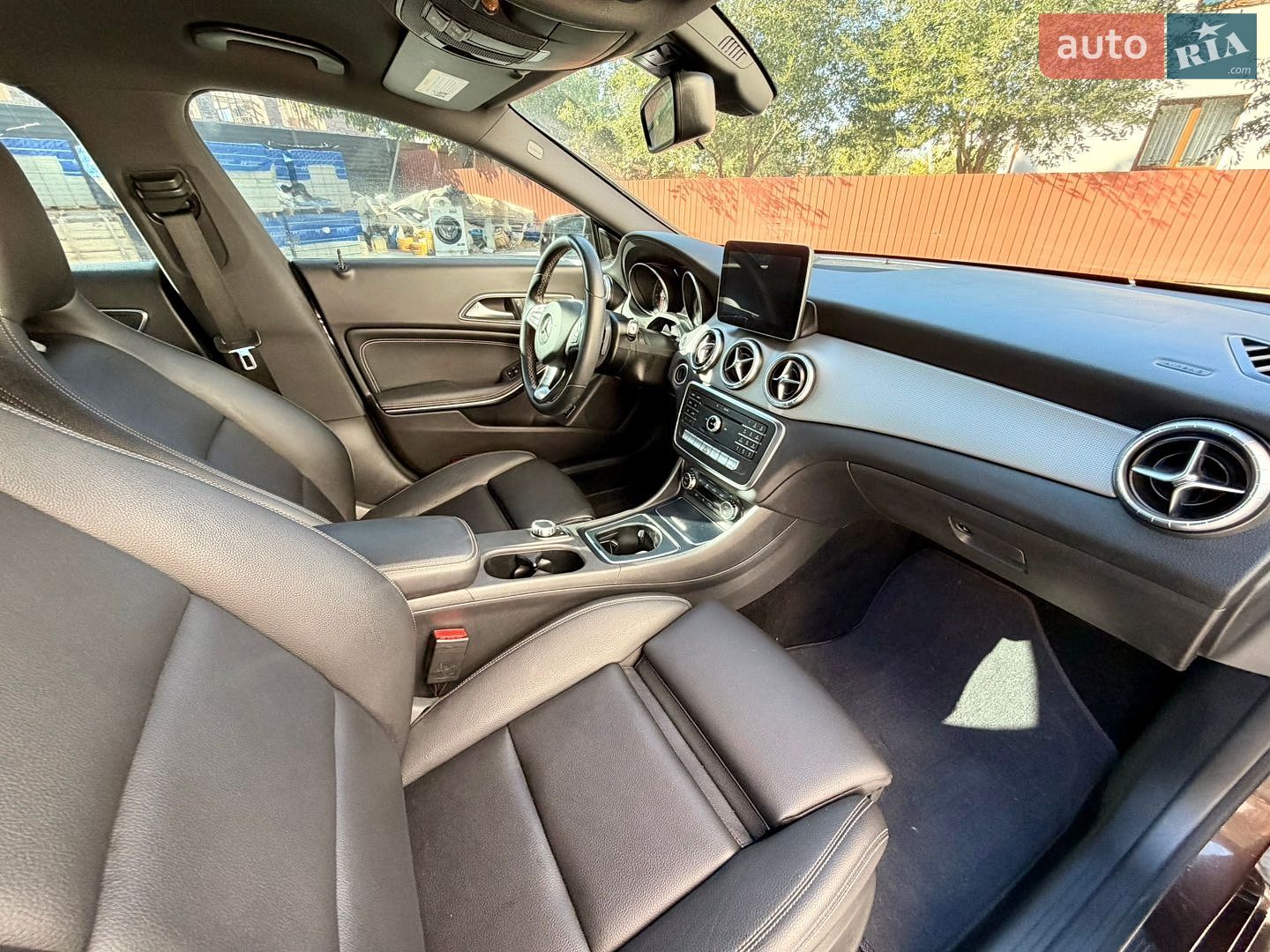 Mercedes-Benz CLA-Class 2017 VIN WDDSJ4EB5JN566432 фото оголошення 28 з 35