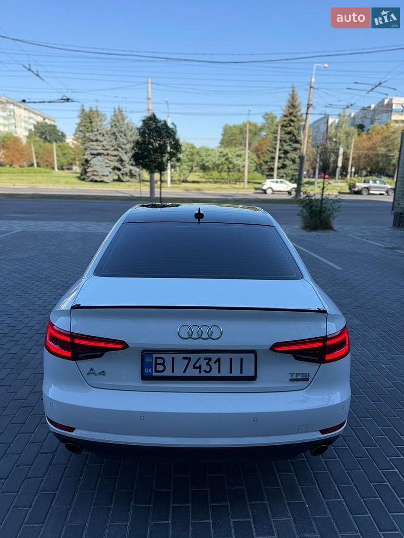 Audi A4 2015 VIN WAUBNAF45HN003319 фото оголошення 12 з 39