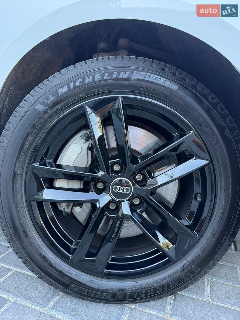 Audi A4 2015 VIN WAUBNAF45HN003319 фото оголошення 19 з 39