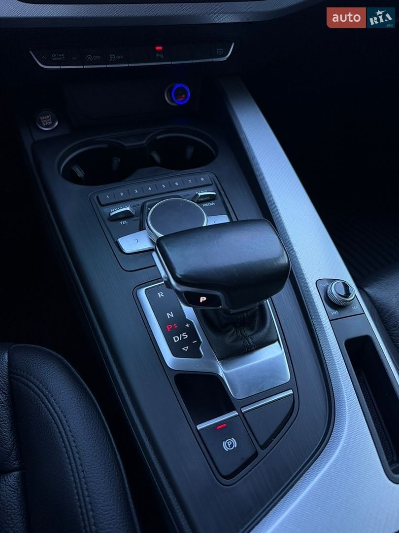 Audi A4 2015 VIN WAUBNAF45HN003319 фото оголошення 24 з 39