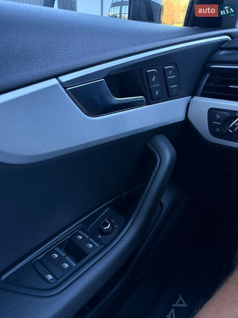 Audi A4 2015 VIN WAUBNAF45HN003319 фото оголошення 35 з 39