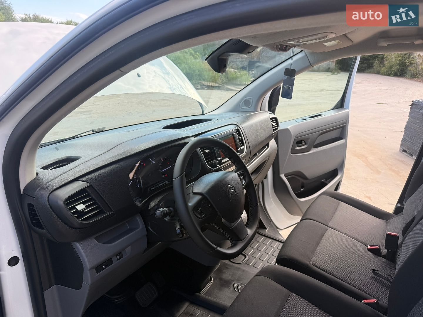 Citroen Jumpy 2022 VIN VF7VFEHZ7N7035835 фото оголошення 22 з 44