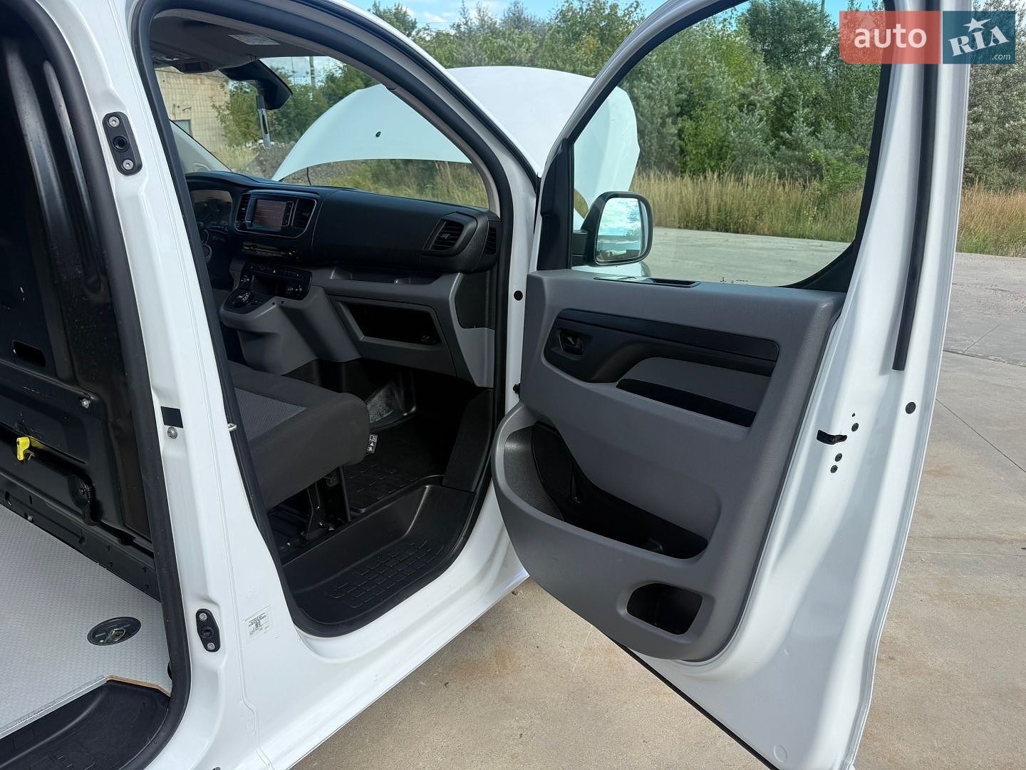 Citroen Jumpy 2022 VIN VF7VFEHZ7N7035835 фото оголошення 33 з 44