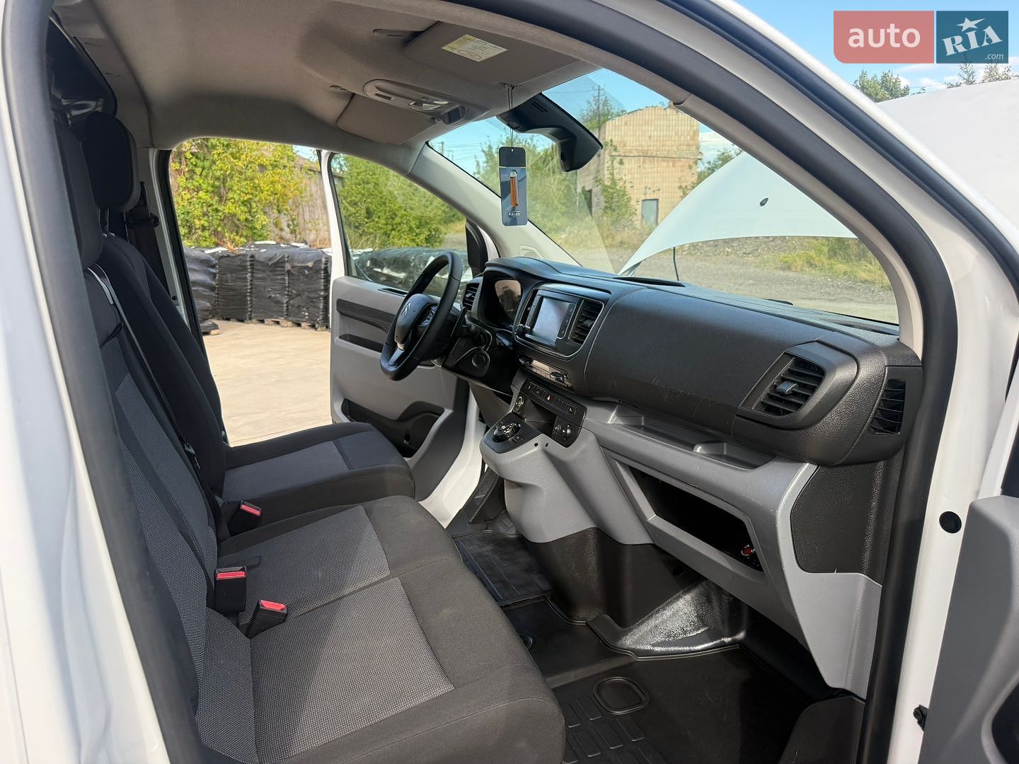 Citroen Jumpy 2022 VIN VF7VFEHZ7N7035835 фото оголошення 35 з 44