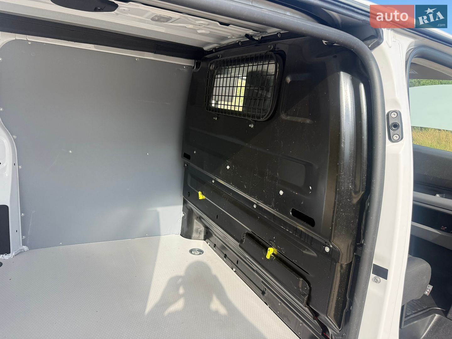 Citroen Jumpy 2022 VIN VF7VFEHZ7N7035835 фото оголошення 40 з 44