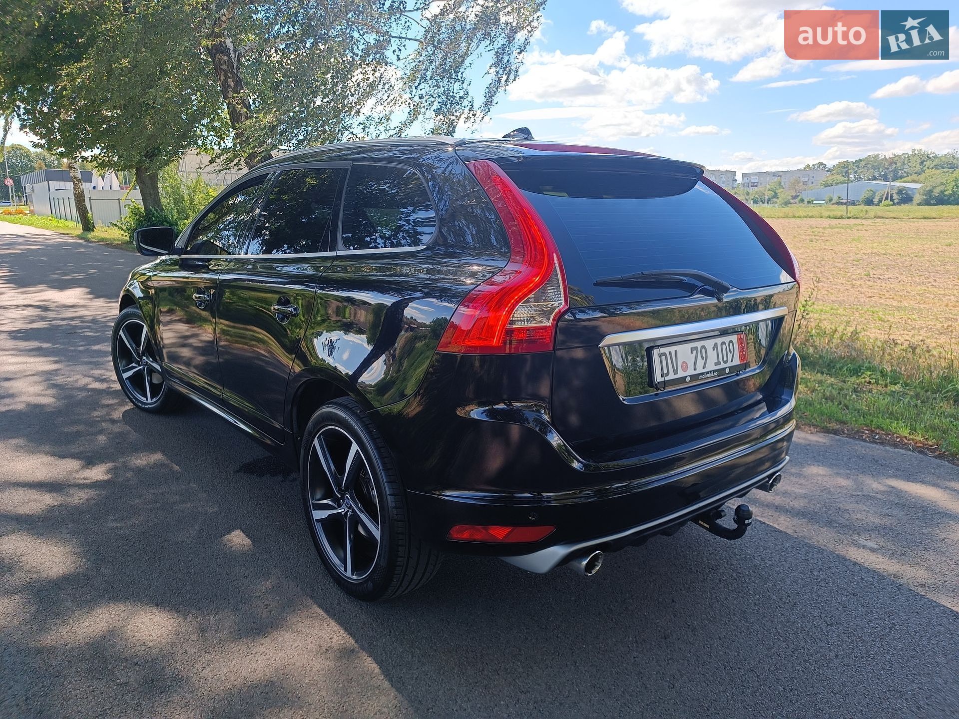 Volvo XC60 2015 VIN YV1DZ8256F2685077 фото оголошення 7 з 89