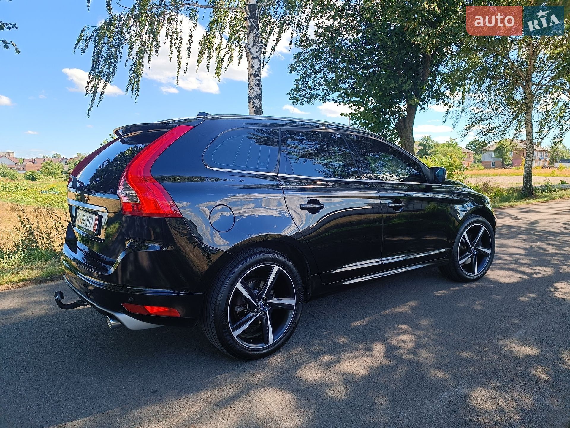 Volvo XC60 2015 VIN YV1DZ8256F2685077 фото оголошення 9 з 89