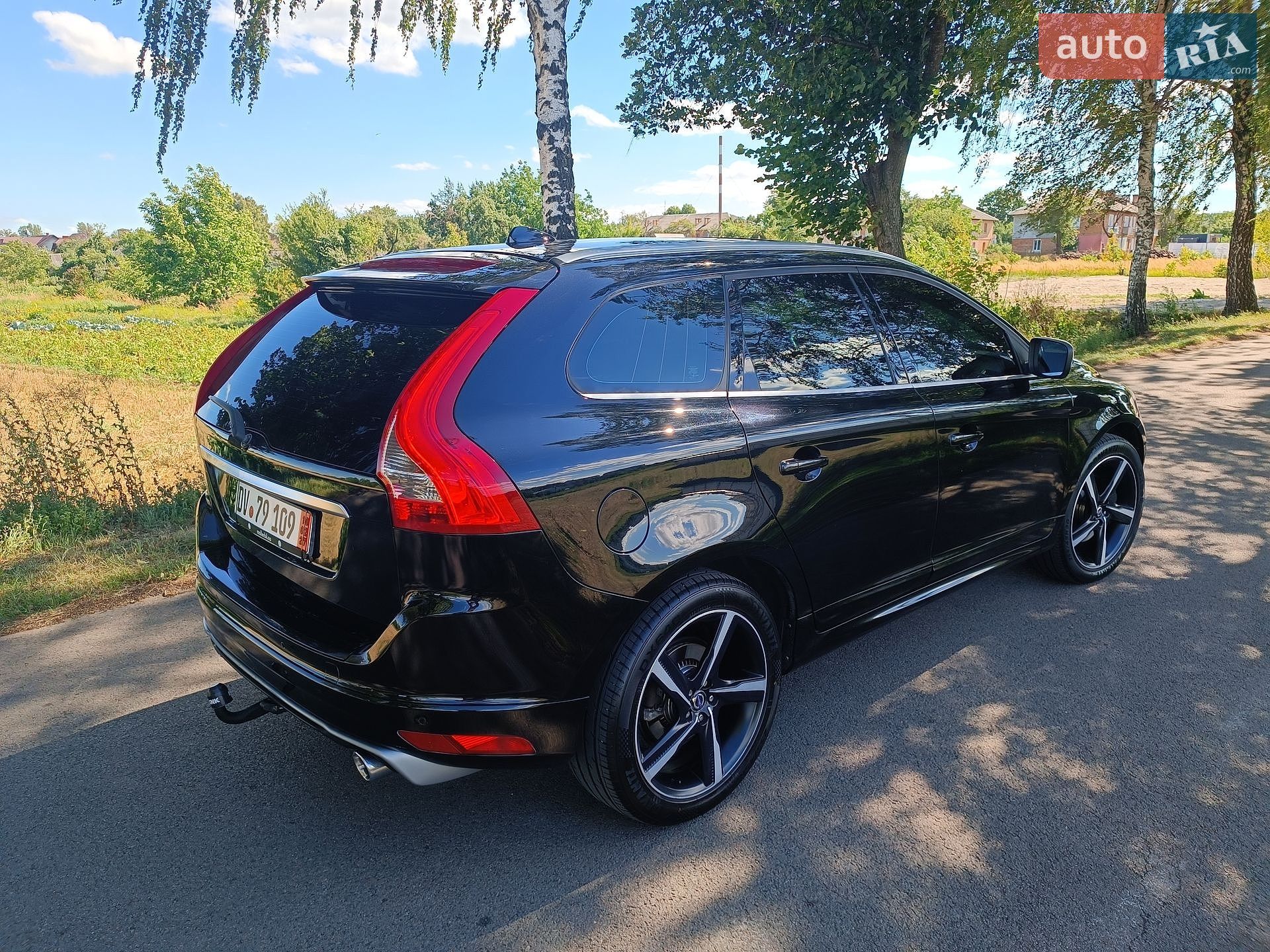 Volvo XC60 2015 VIN YV1DZ8256F2685077 фото оголошення 12 з 89