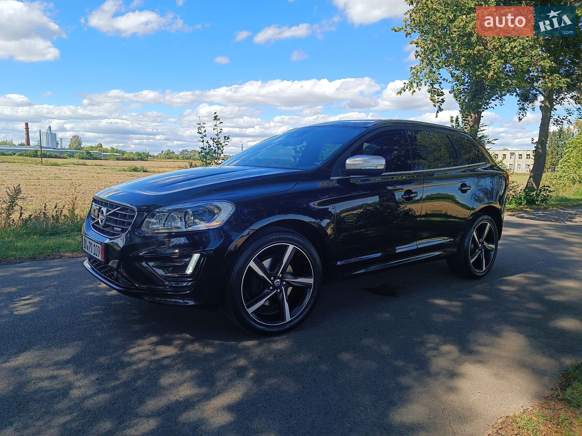 Volvo XC60 2015 VIN YV1DZ8256F2685077 фото оголошення 14 з 89