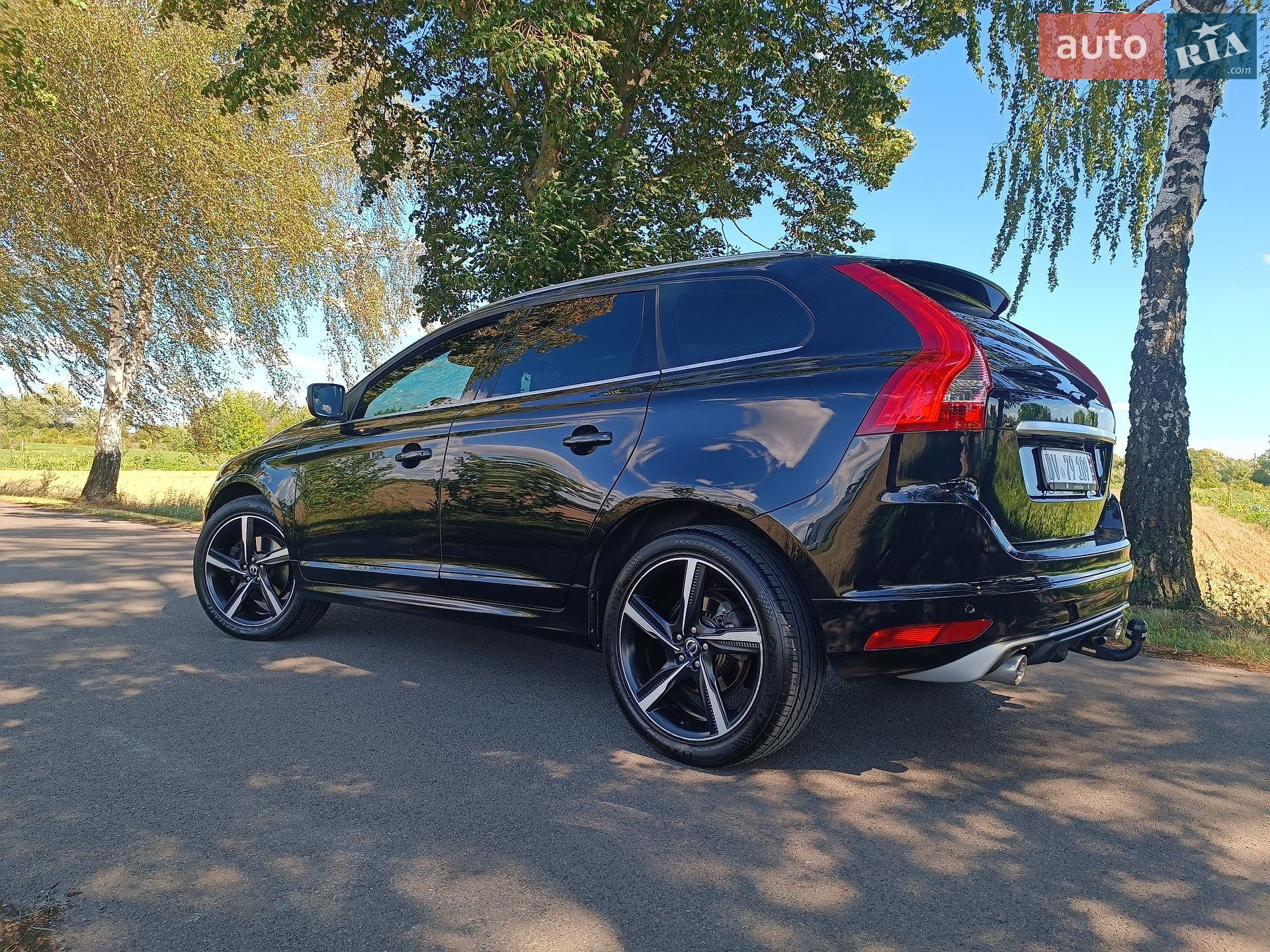 Volvo XC60 2015 VIN YV1DZ8256F2685077 фото оголошення 19 з 89