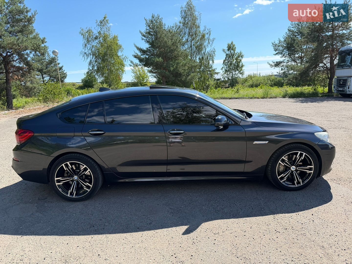 BMW 5 Series GT 2014 VIN WBA5M2C50FD872075 фото оголошення 17 з 99