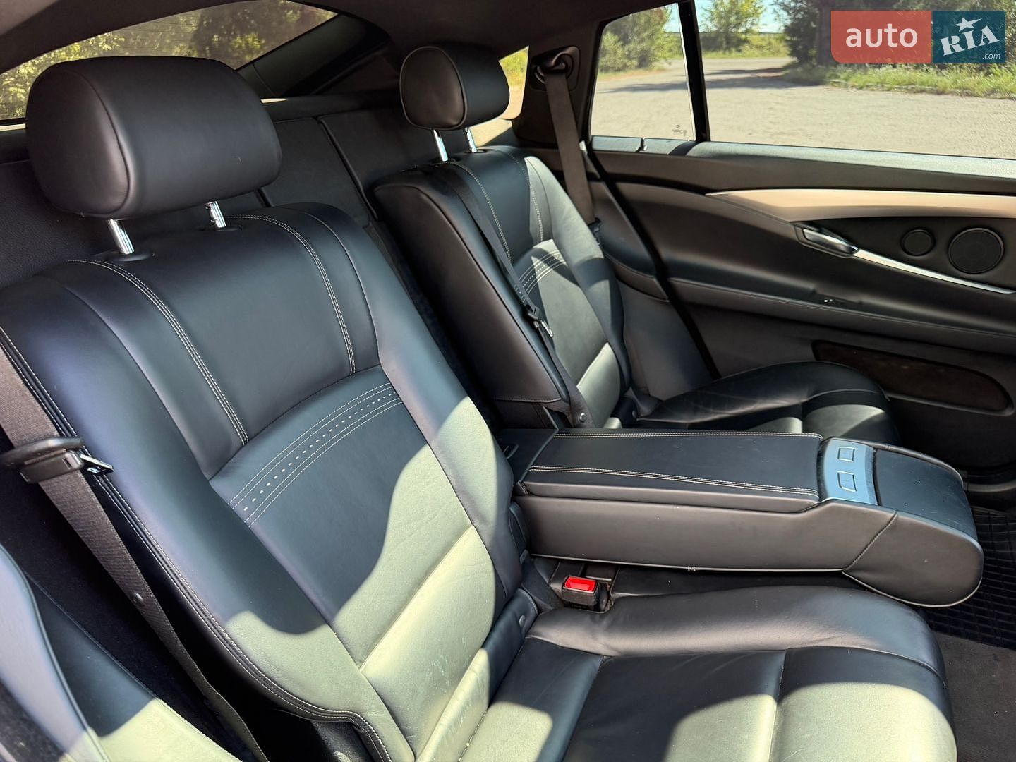 BMW 5 Series GT 2014 VIN WBA5M2C50FD872075 фото оголошення 38 з 99