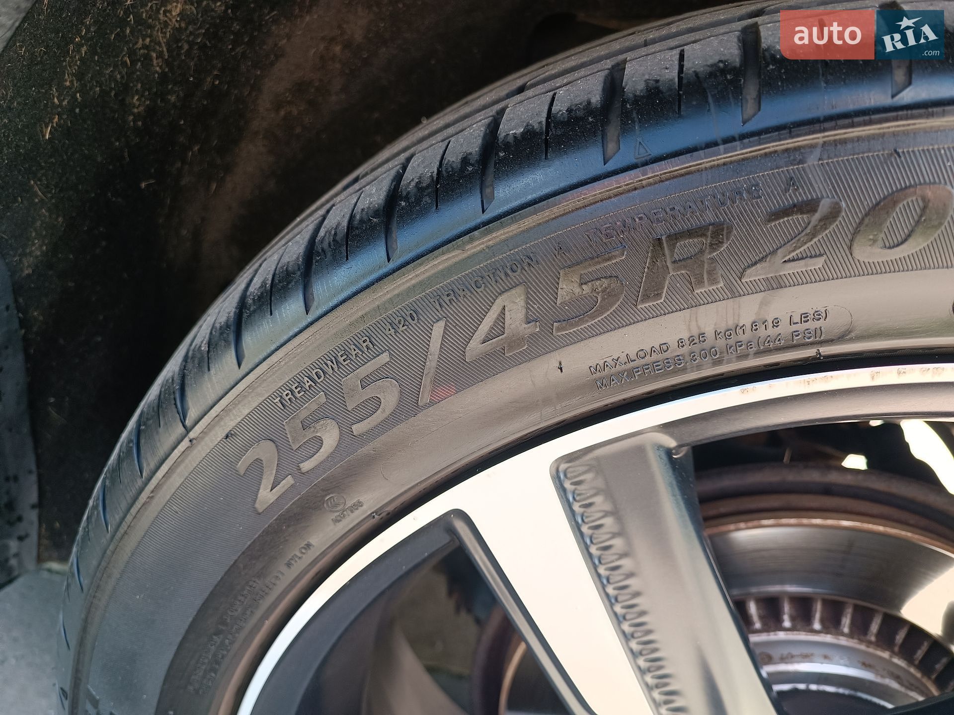 Volvo XC60 2015 VIN YV1DZ8256F2685077 фото оголошення 41 з 89