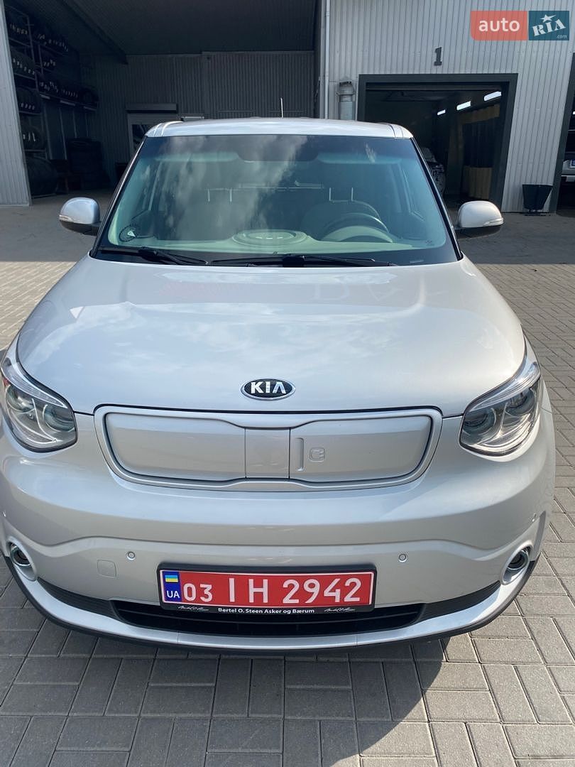 Kia Soul EV 2018 VIN KNAJX81EFJ7025935 фото оголошення 3 з 15