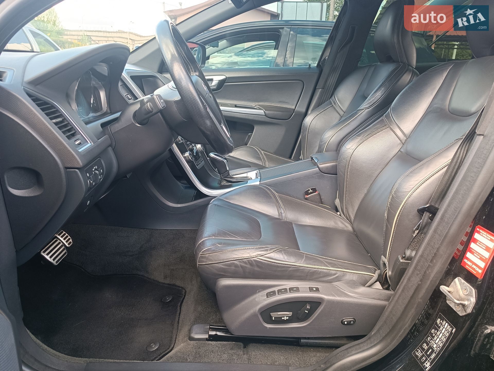 Volvo XC60 2015 VIN YV1DZ8256F2685077 фото оголошення 49 з 89