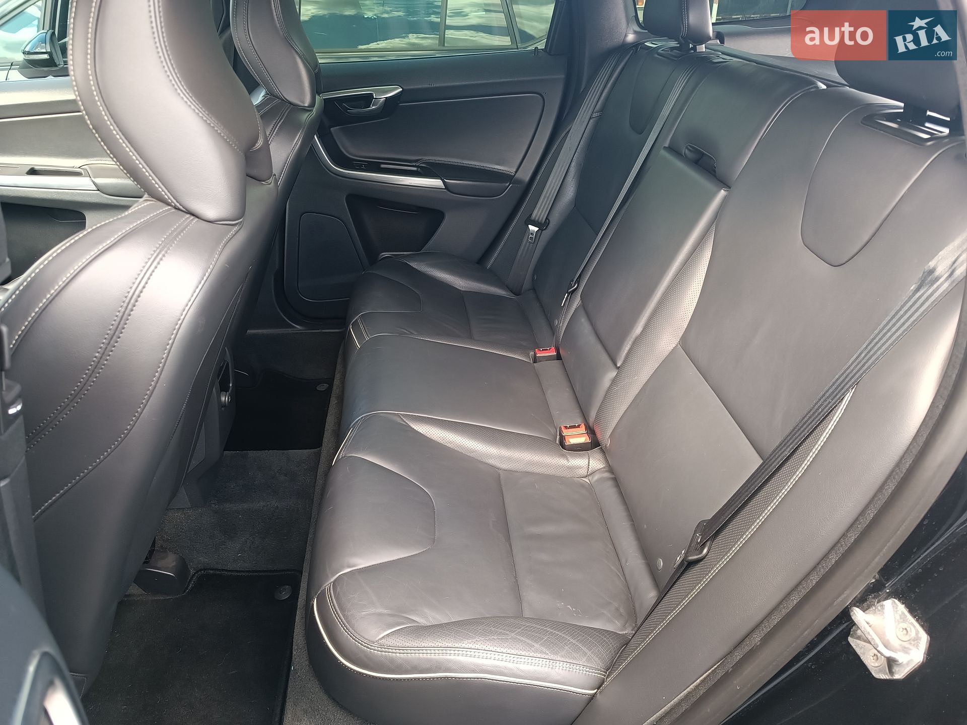 Volvo XC60 2015 VIN YV1DZ8256F2685077 фото оголошення 52 з 89