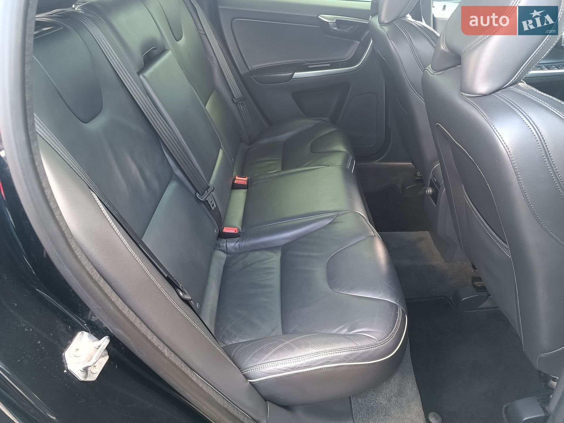 Volvo XC60 2015 VIN YV1DZ8256F2685077 фото оголошення 53 з 89