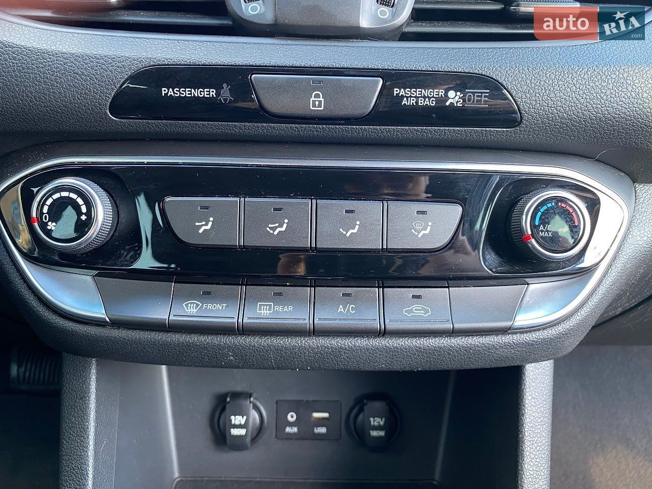 Hyundai Elantra GT 2019 VIN KMHH35LE1LU125760 фото оголошення 11 з 24