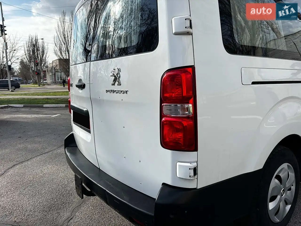 Peugeot Expert 2018 VIN VF3VFAHHWJZ099424 фото оголошення 10 з 28
