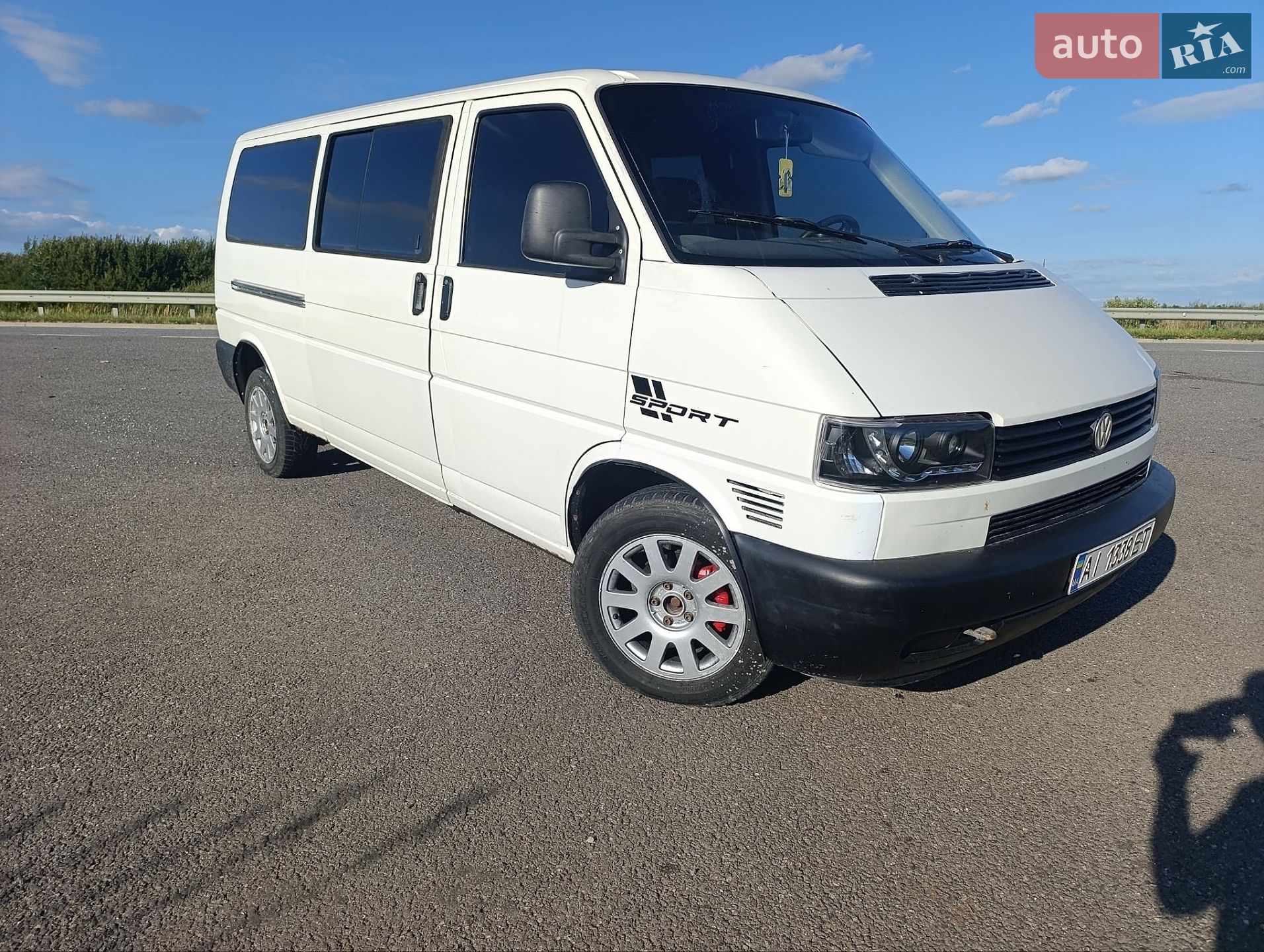 Volkswagen Caravelle 2003 VIN WV1ZZZ70Z3X064323 фото оголошення 5 з 64