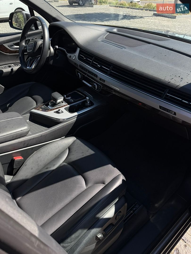 Audi Q7 2019 VIN WA1LHAF73KD033550 фото оголошення 5 з 11