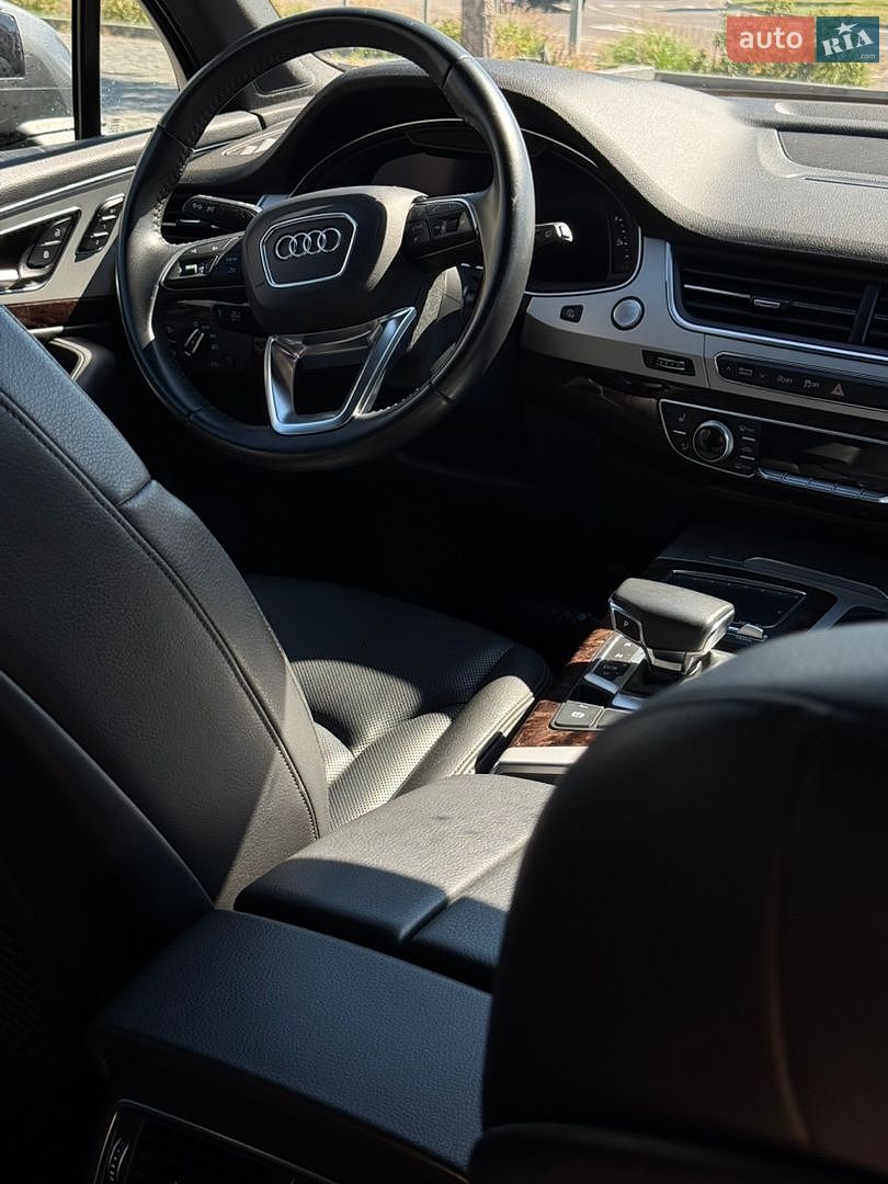 Audi Q7 2019 VIN WA1LHAF73KD033550 фото оголошення 7 з 11