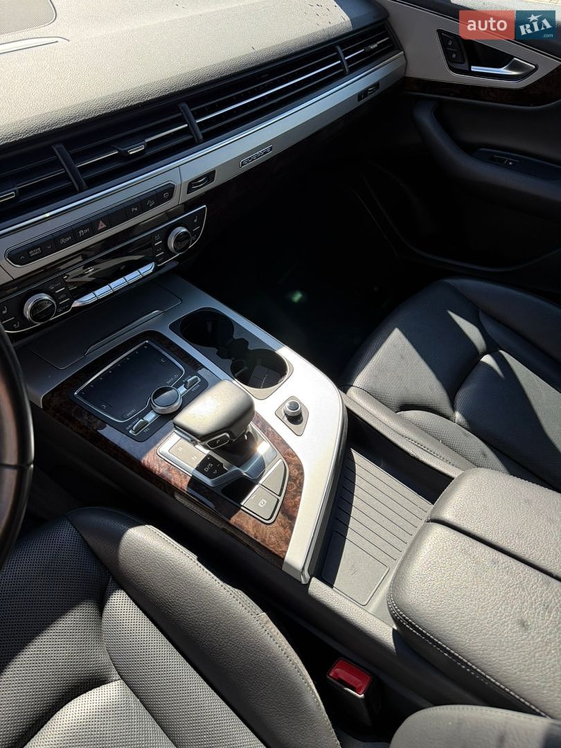 Audi Q7 2019 VIN WA1LHAF73KD033550 фото оголошення 9 з 11