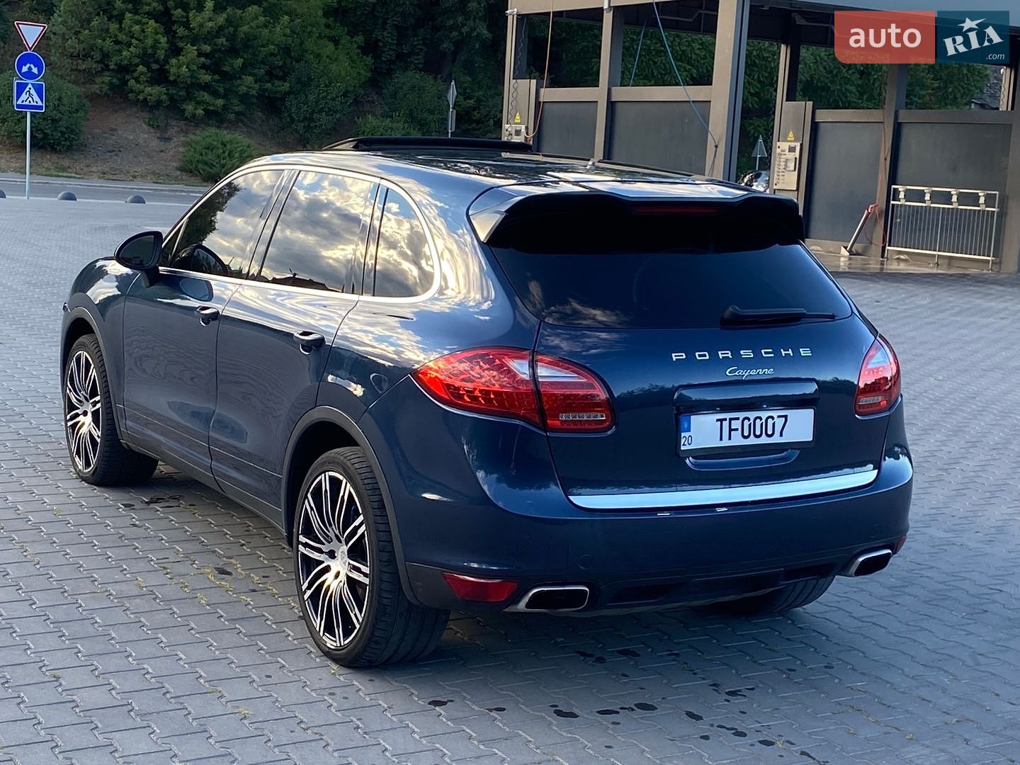 Porsche Cayenne 2011 VIN WP1AA2A20CLA00353 фото оголошення 6 з 22