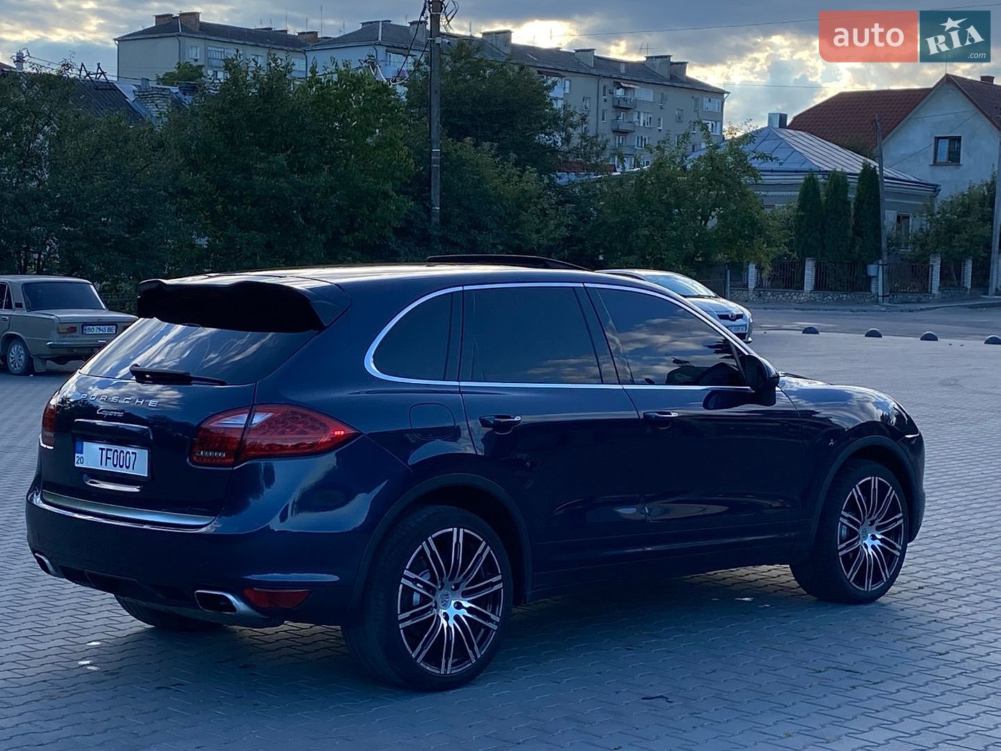 Porsche Cayenne 2011 VIN WP1AA2A20CLA00353 фото оголошення 7 з 22