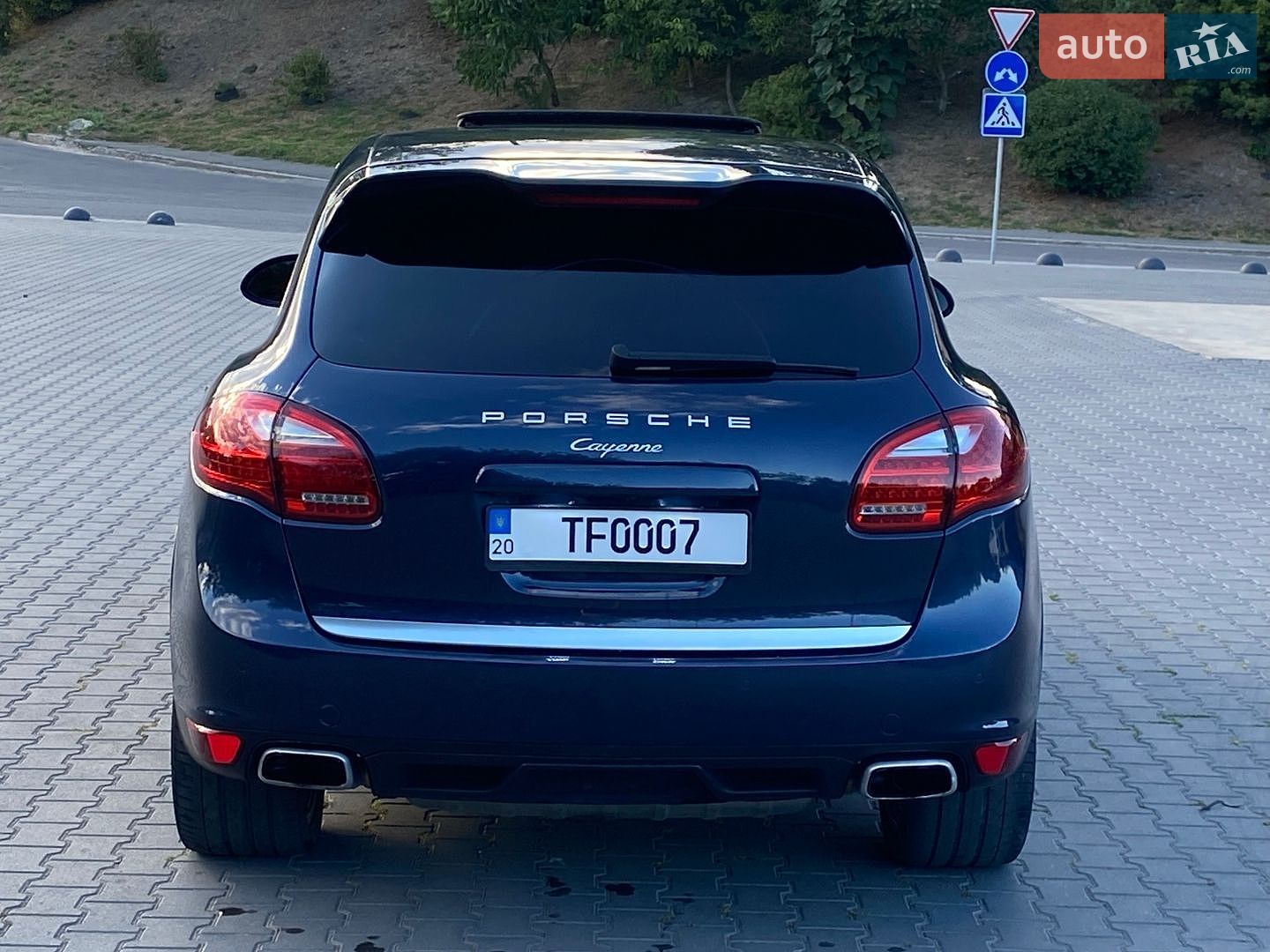 Porsche Cayenne 2011 VIN WP1AA2A20CLA00353 фото оголошення 8 з 22