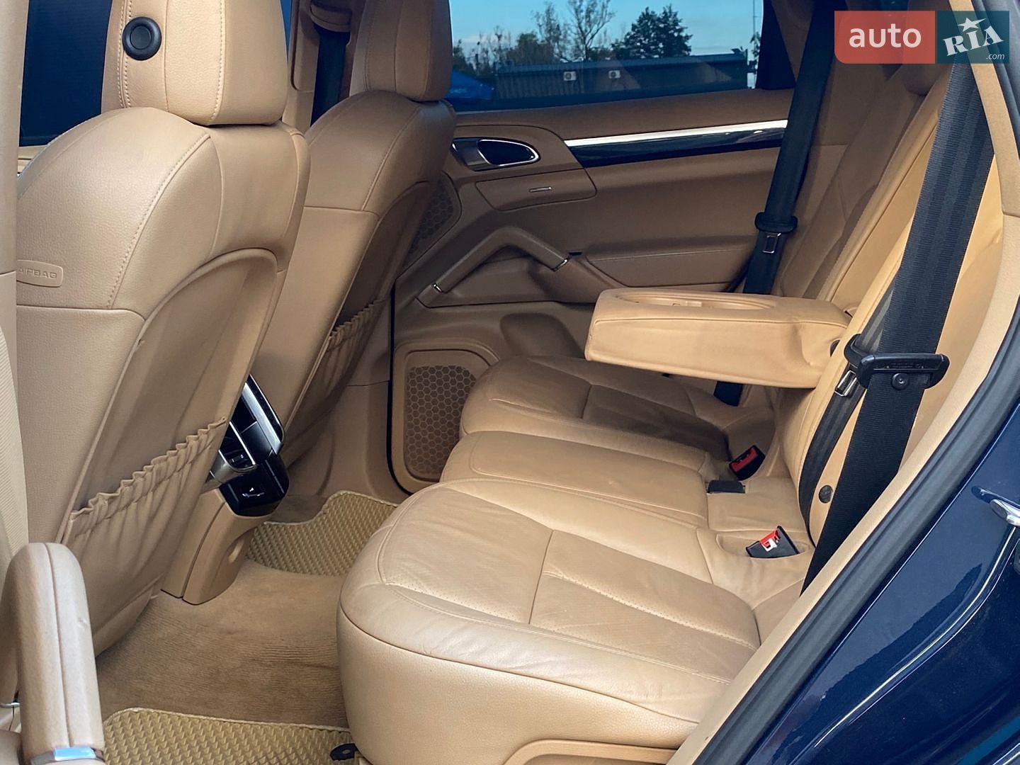 Porsche Cayenne 2011 VIN WP1AA2A20CLA00353 фото оголошення 17 з 22