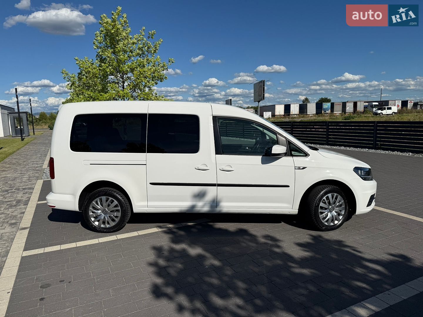 Volkswagen Caddy 2017 VIN WV2ZZZ2KZHX143230 фото оголошення 9 з 34