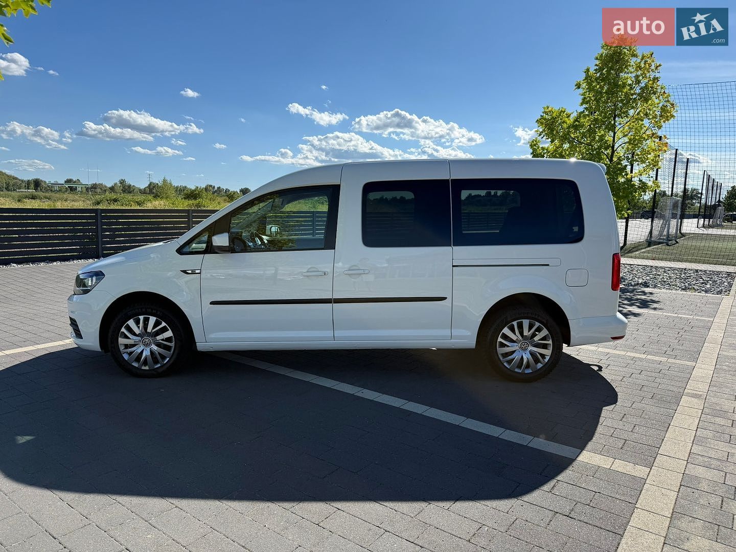 Volkswagen Caddy 2017 VIN WV2ZZZ2KZHX143230 фото оголошення 11 з 34