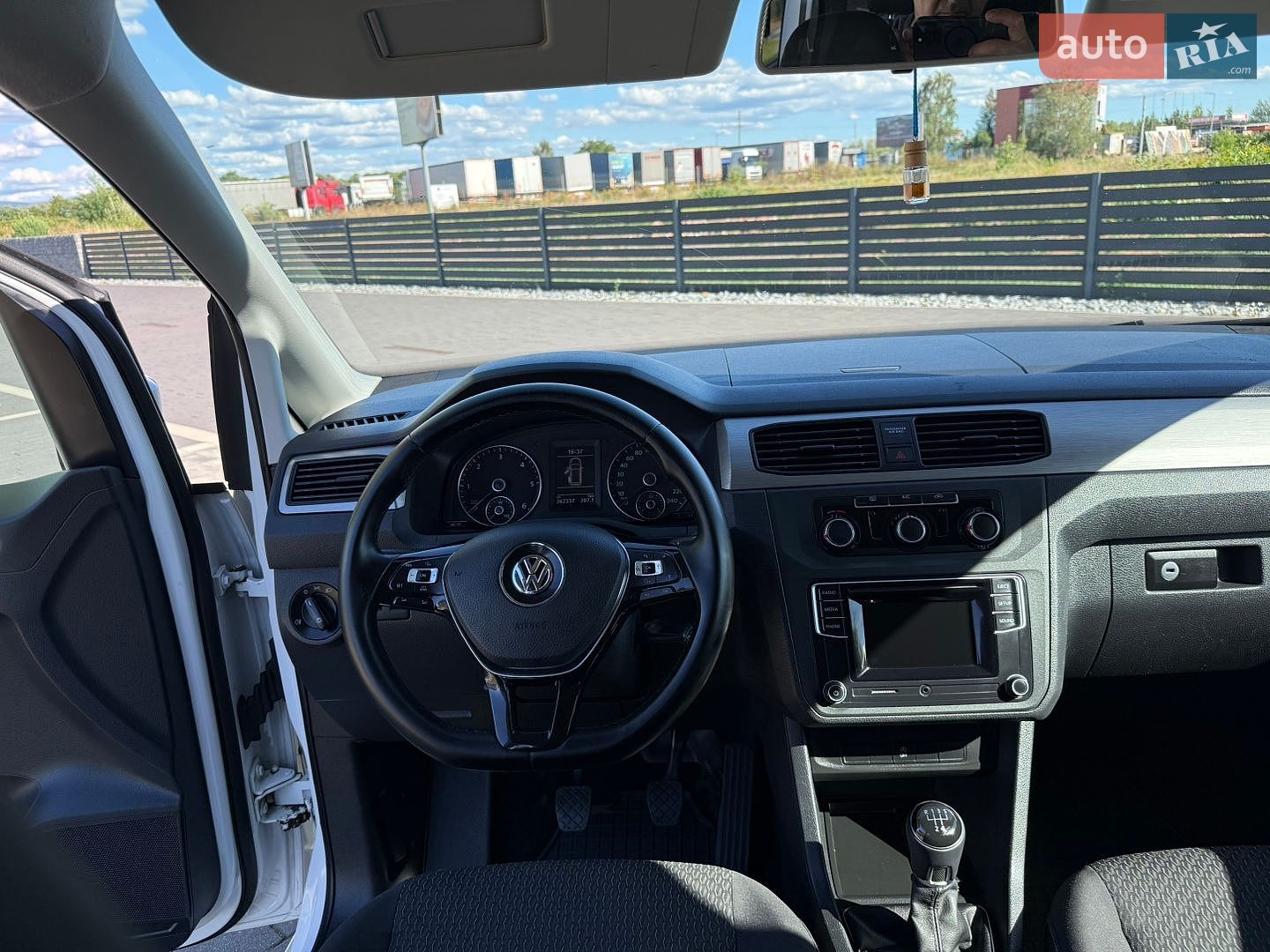 Volkswagen Caddy 2017 VIN WV2ZZZ2KZHX143230 фото оголошення 20 з 34