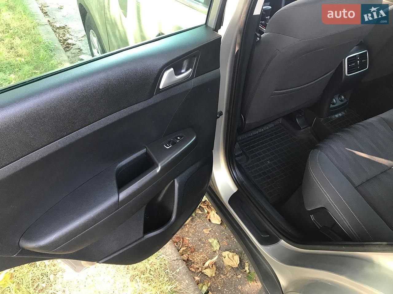 Kia Sportage 2017 VIN U5YPG815GHL326436 фото оголошення 15 з 49