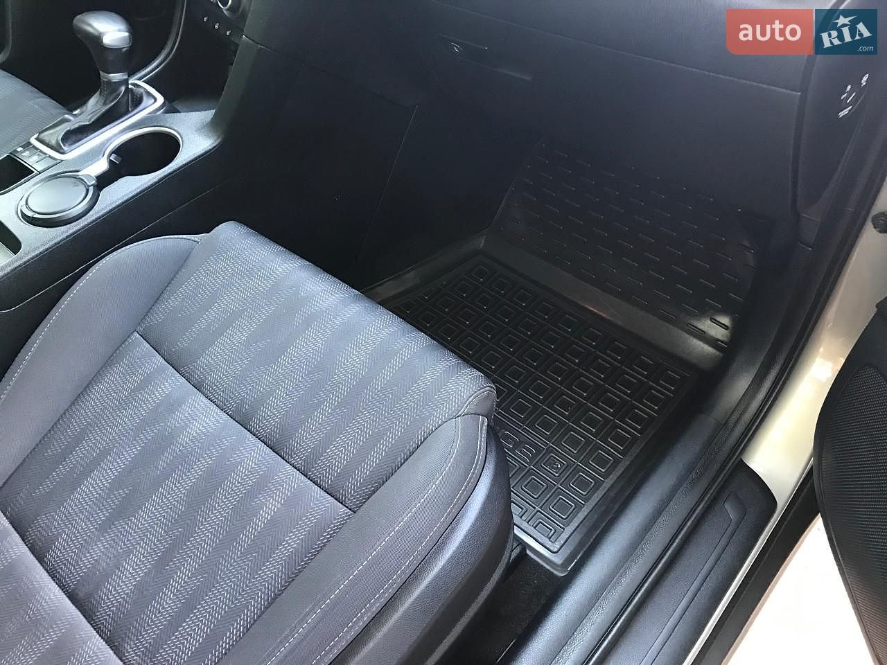 Kia Sportage 2017 VIN U5YPG815GHL326436 фото оголошення 32 з 49