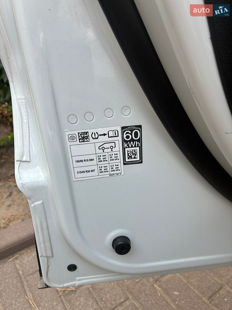 Renault Megane E-Tech Electric 2023 VIN VF1RCB00971236403 фото оголошення 13 з 14