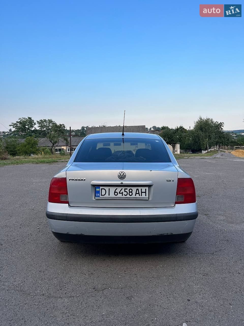 Volkswagen Passat 1998 VIN WVWZZZ3BZXP137500 фото оголошення 5 з 11
