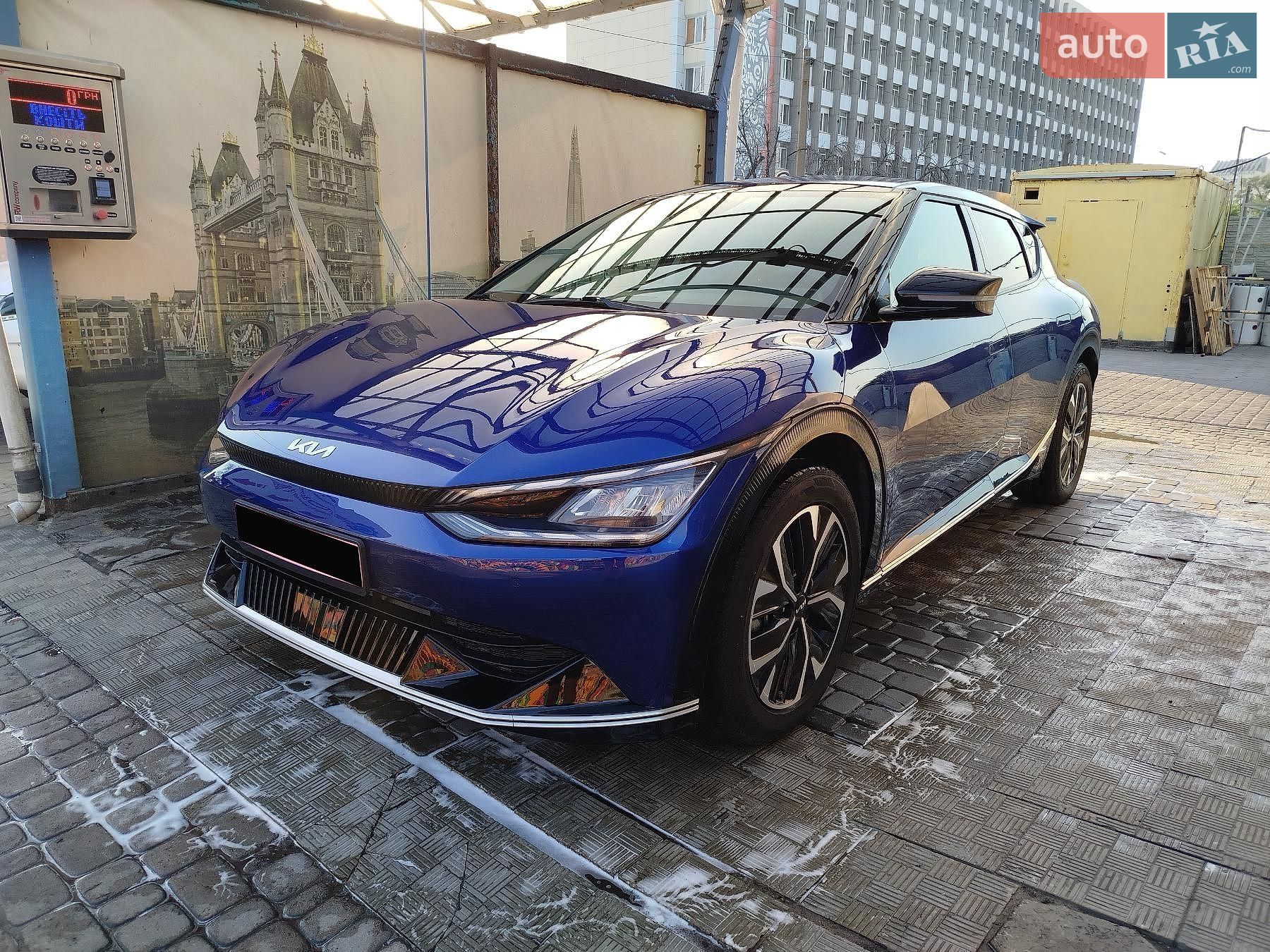 Kia EV6 2023 VIN KNDC34LAXP5607066 фото оголошення 4 з 20