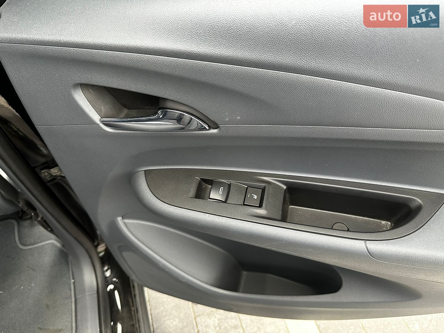 Chevrolet Bolt EV 2020 VIN 1G1FZ6S09L4142062 фото оголошення 35 з 51