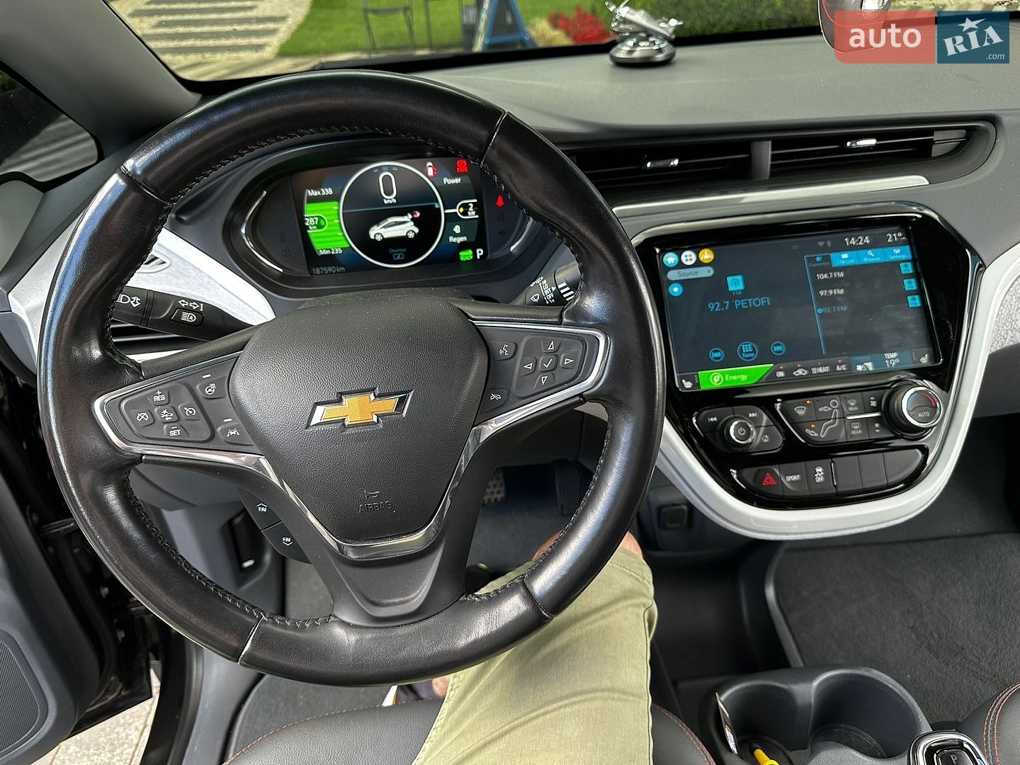Chevrolet Bolt EV 2020 VIN 1G1FZ6S09L4142062 фото оголошення 45 з 51
