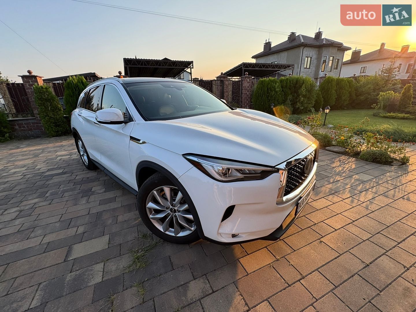 Infiniti QX50 2018 VIN 3PCAJ5M35KF125910 фото оголошення 32 з 64